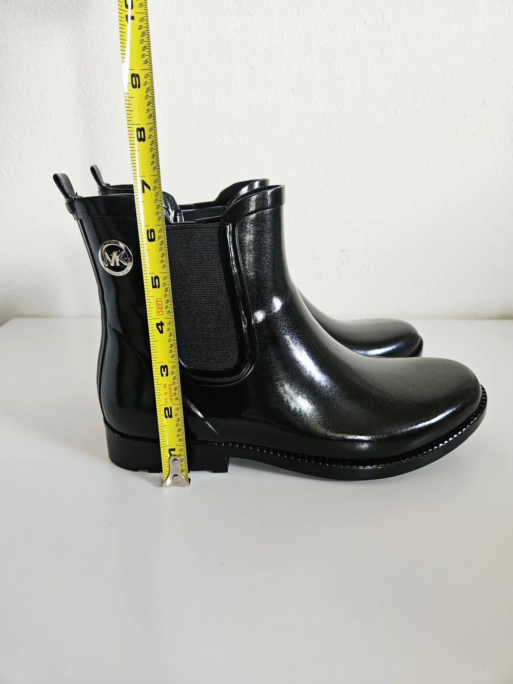 Michael Kors Women's Black Gloss Chelsea Rain Boots